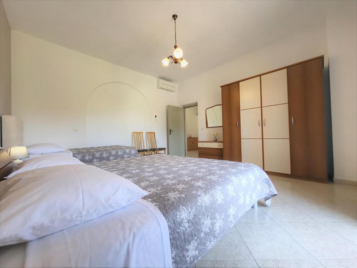 Cozy Apartment Mandula Orsera Esterno foto