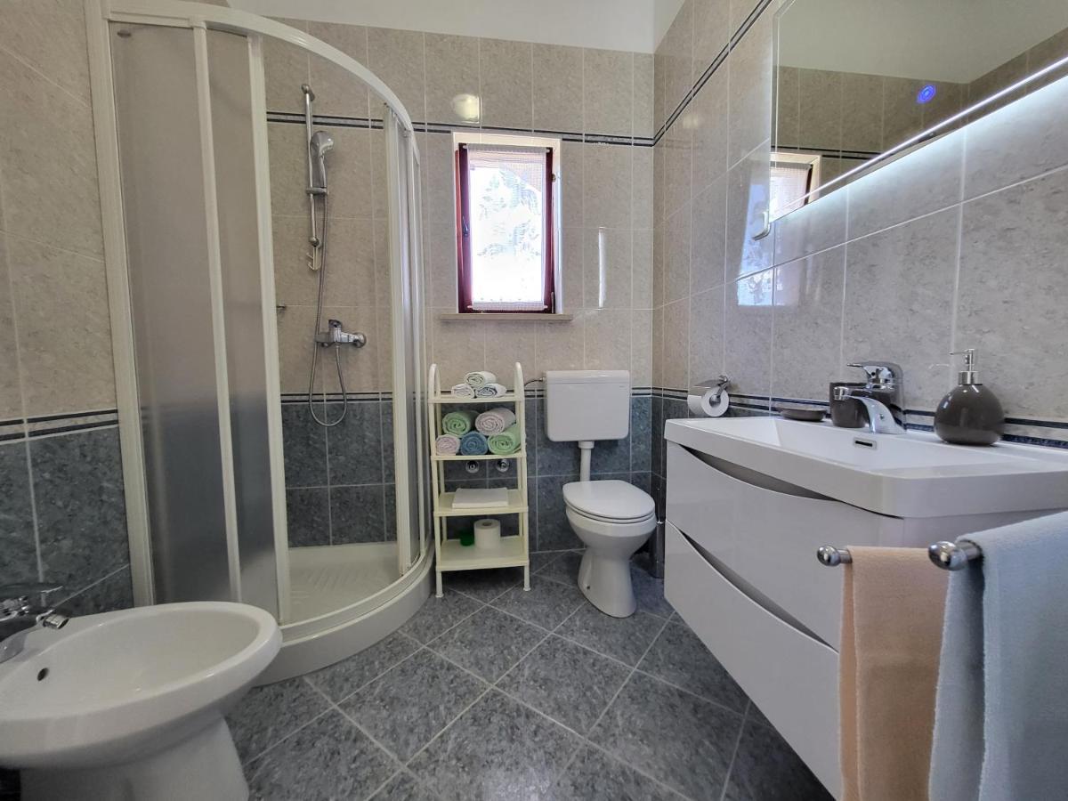 Cozy Apartment Mandula Orsera Esterno foto